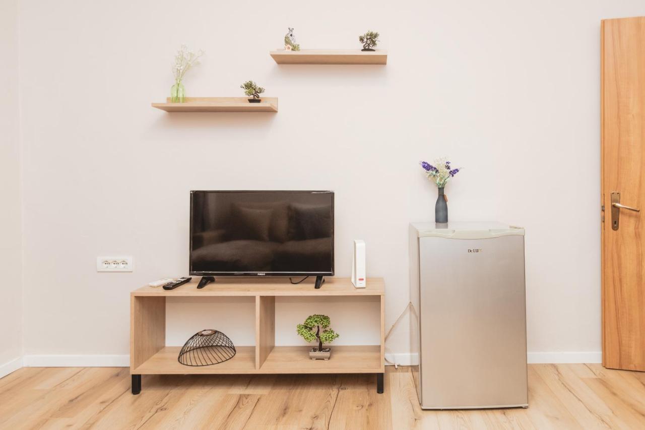 New Apartment At New Bazaar - Tirana City Center Esterno foto