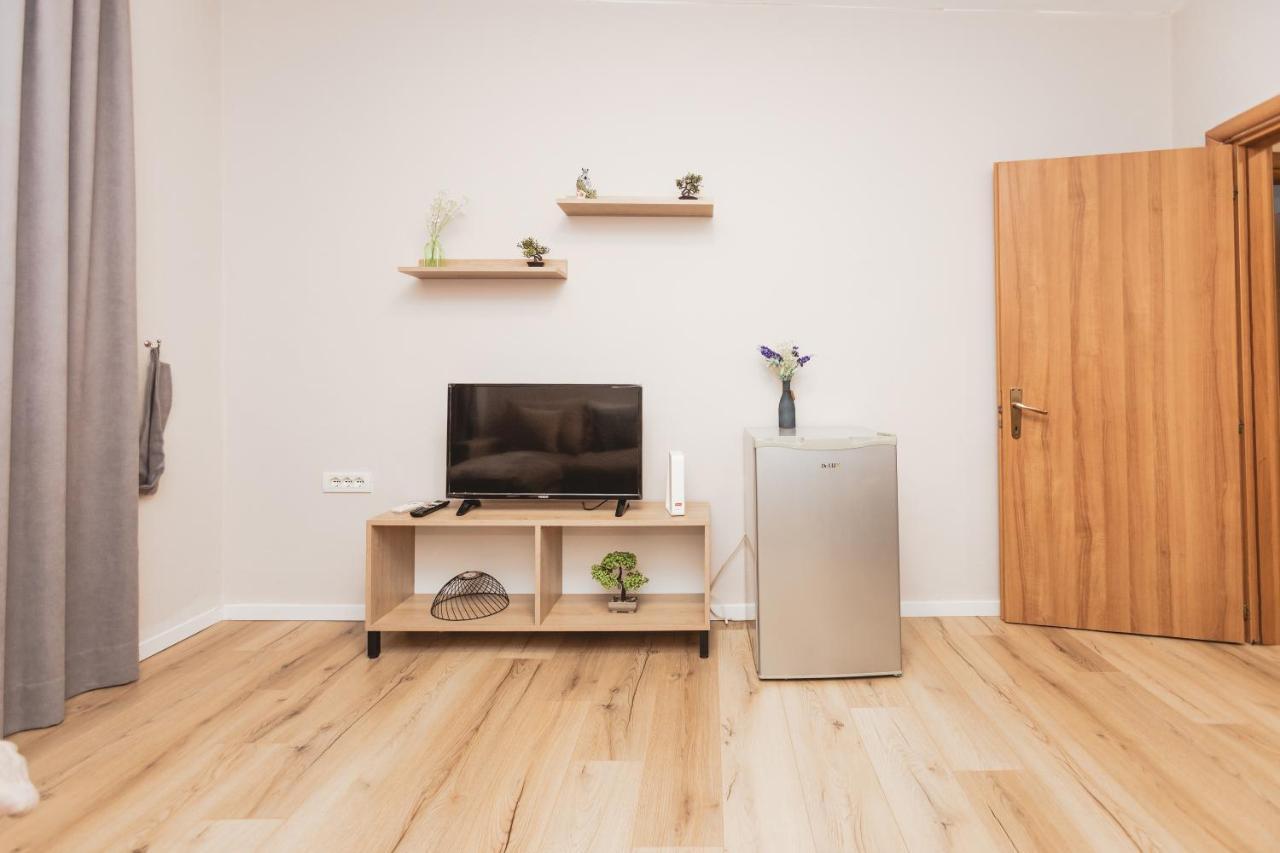 New Apartment At New Bazaar - Tirana City Center Esterno foto